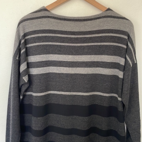 Eileen Fisher | 100% Merino Wool Drop Shoulder Long Sleeve Gray Striped Sweater - Picture 8 of 10